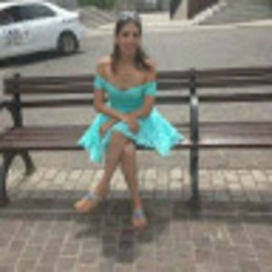 Meet your Posher, Sarahi